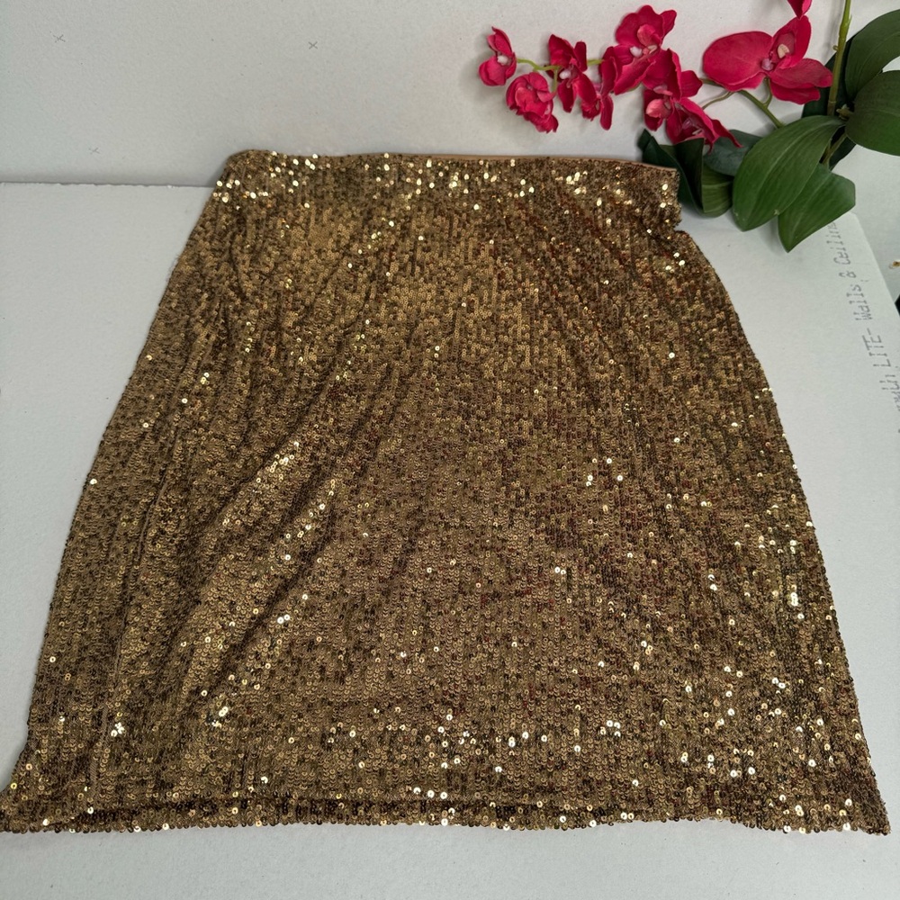 💛 Cable & Gauge Gold Skirt 💛